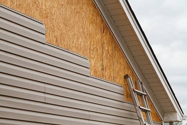 24/7 Emergency Storm Damage Siding Repair experts in Milton, NC